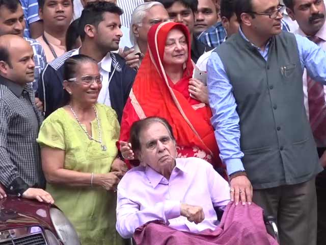 Video : I Want To Thank All Those Who Prayed For Dilip <i>Saab</i>'s Recovery: Saira Banu