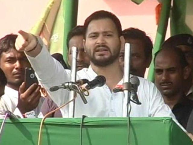 Video : 'Only You Can Punish Me,' Tejashwi Yadav Tells Bihar On His Maiden Rally