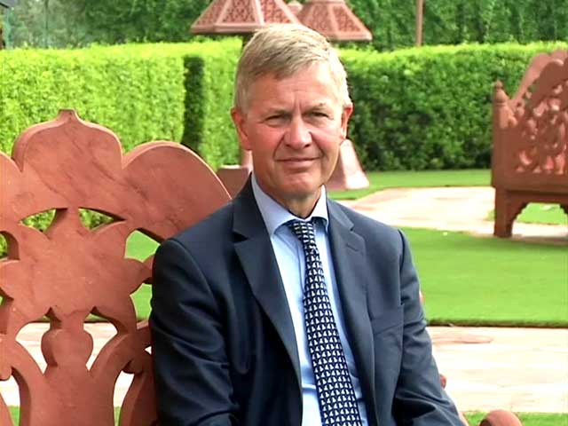 United Nations Environment Programme Chief Supports Swachh Bharat Campaign