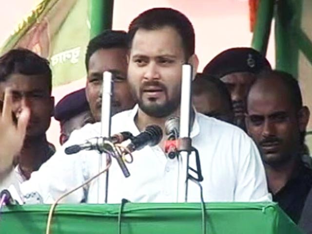 हर जगह नीतीश की वादाख़िलाफ़ी का ज़िक्र