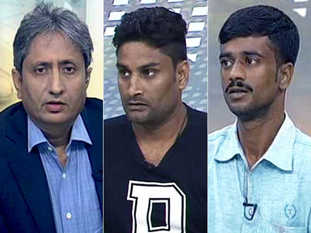 प्राइम टाइम: आख़िर सीवर की सफाई हाथों से क्यों?