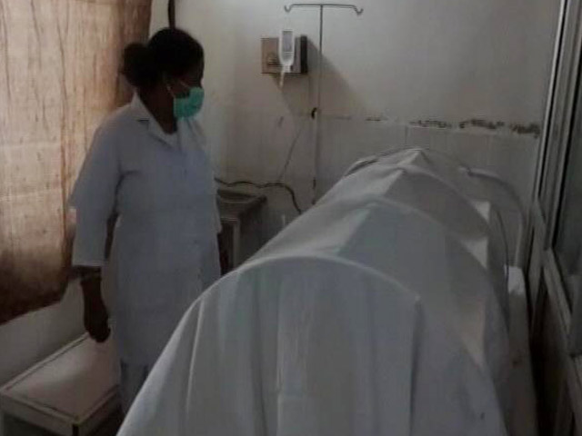 बरेली में सो रही दो लड़कियों पर पेट्रोल डालकर आग लगाई