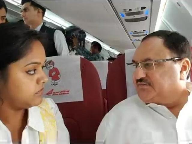 गोरखपुर के अस्पताल में बच्चों की मौत : जेपी नड्डा ने कहा, यूपी सरकार को हरसंभव मदद दे रहे हैं