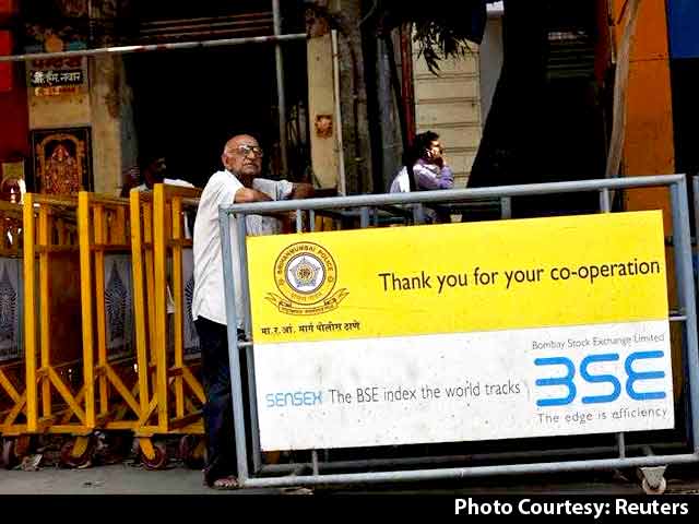 Bulls return to Dalal Street