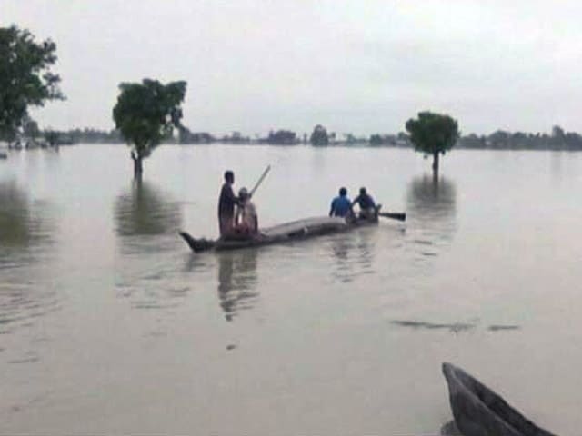 Image result for पà¥à¤°à¥à¤µà¥à¤¤à¥à¤¤à¤° मà¥à¤ बाढ़ à¤à¥ à¤à¤¹à¤° सॠ13 à¤à¥ मà¥à¤¤, हà¤à¤¾à¤°à¥à¤ लà¥à¤ बà¥à¤à¤°