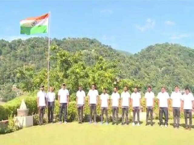 Videos : टीम इंडिया ने श्रीलंका में मनाया स्वतंत्रता दिवस