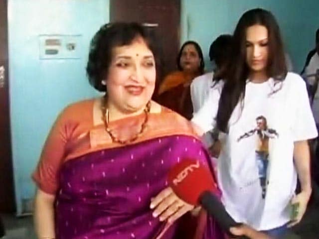 Video : School Run By Rajinikanth's Wife Locked Up By Landlord Over Rent