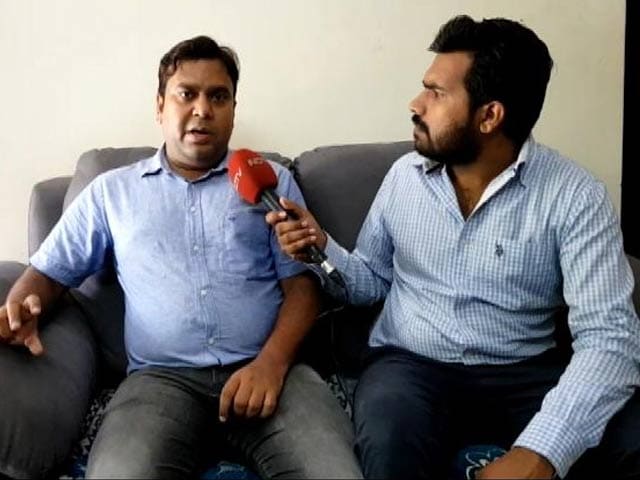 Videos : नोएडा के फ्लैट खरीदारों ने अरुण जेटली को लिखी चिट्ठी, घर मिलने तक EMI रुकवाने की मांग