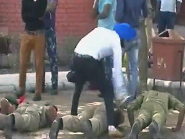 मोहाली में एनसीसी कैडेट्स की पिटाई, वायरल हुआ वीडियो