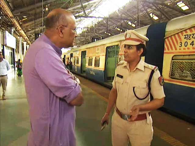 Rekha Mishra: The Policewoman Who's Rescued 400 Runaway Children Rekha Mishra: The Policewoman Who's Rescued 400 Runaway Children