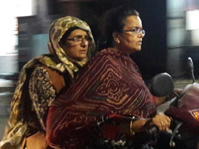Video : For Kiran Bedi's Midnight Ride In Puducherry, Twitter Writes Her A Ticket