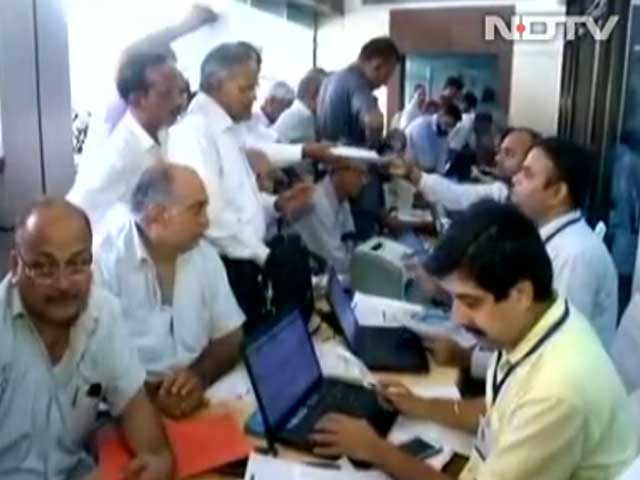 91 Lakhs? 56 Lakhs? 5.4 Lakhs? Fact-Checking Centre's 'Tax Surge' Claims