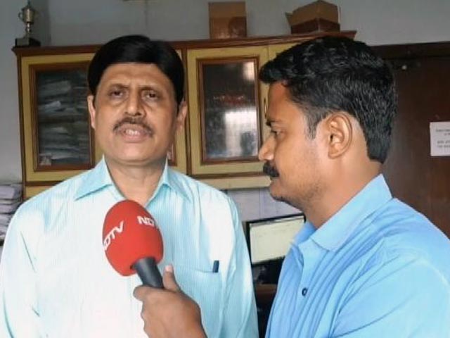 मुजफ्फरनगर हादसा: रेलवे प्रवक्ता से जानें किस पर गिरी गाज