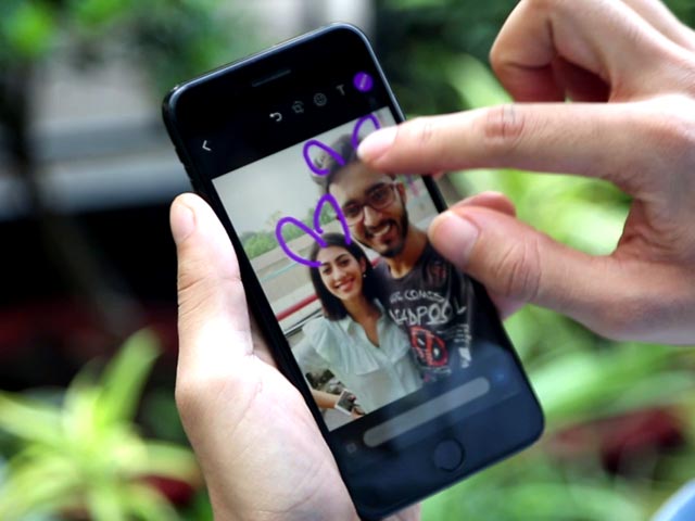 How to Share iPhone's Live Photos on WhatsApp