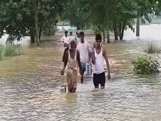 प्राइम टाइम: गाद भरती रहेगी, बाढ़ आती रहेगी