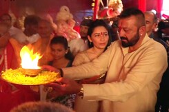 Sanjay Dutt And Wife Manyata Offer Prayers To Lord Ganesha Sanjay Dutt And Wife Manyata Offer Prayers To Lord Ganesha