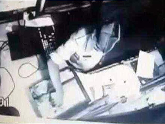 Caught On Camera: Uttar Pradesh Cops Looting Cash At Toll Plaza