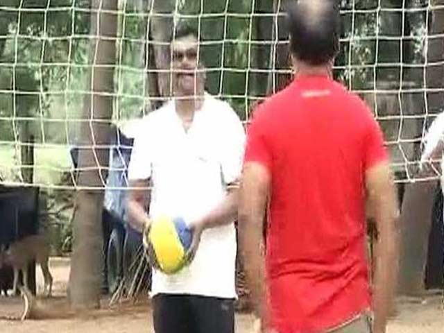 In Break From Politics, AIADMK Lawmakers Enjoy Swings And Volleyball
