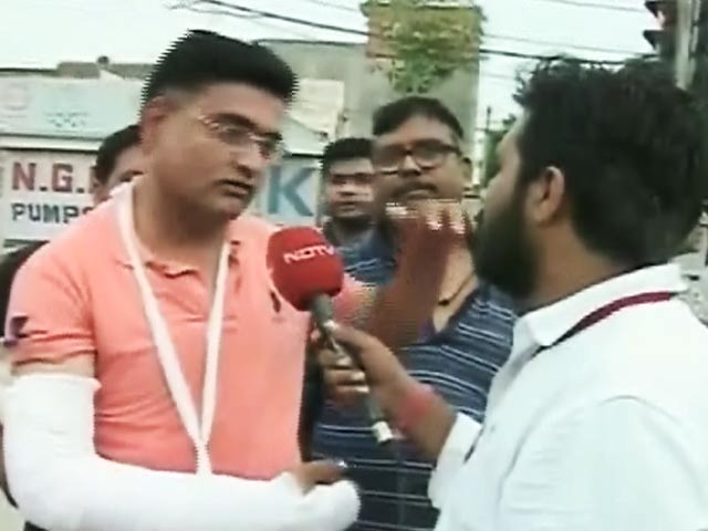 Videos : सिरसा में PTC के रिपोर्टर का हाथ तोड़ा