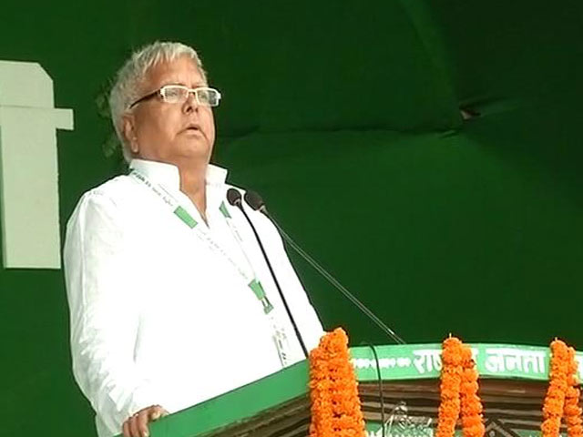 लालू प्रसाद ने रैली में नीतीश कुमार पर जमकर हमला बोला
