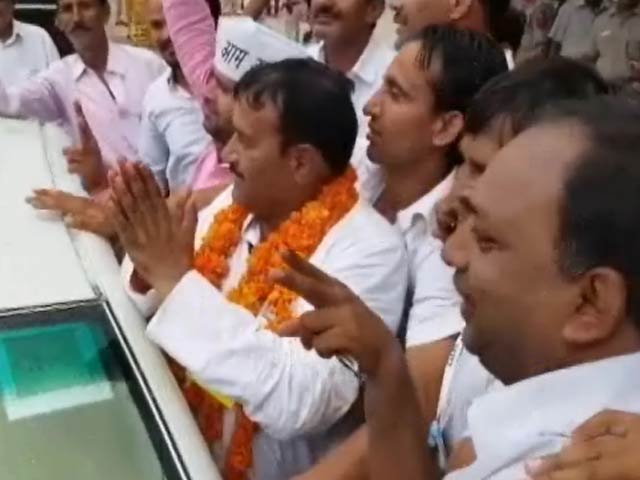 दिल्ली के बवाना उपचुनाव में आम आदमी पार्टी की जीत