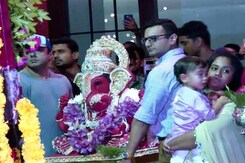 Spotted! Salman's Sister Arpita & Brother Sohail During Ganesh <i>Visarjan</i> Spotted! Salman's Sister Arpita & Brother Sohail During Ganesh <i>Visarjan</i>