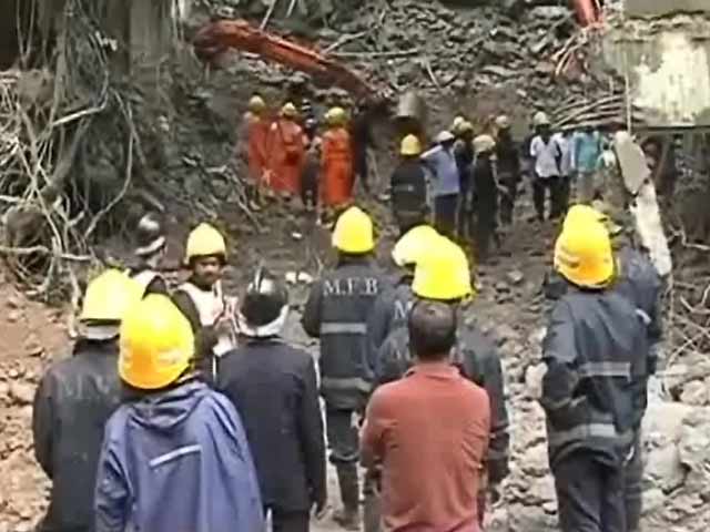 मुंबई के चांदीवली में शनिवार को ढही थी जर्जर इमारत, अबतक मलबे में फंसे हैं 5-6 मजदूर
