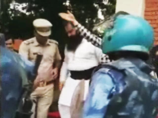 Videos : इंडिया 8 बजे: गुरमीत राम रहीम को 20 साल की सजा, 30 लाख जुर्माना