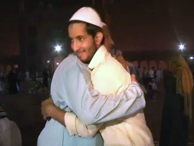 ईद पर गले नहीं मिल पाएंगे नमाज़ी, जारी हुआ फरमान