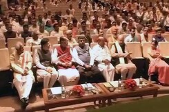 इंडिया 8 बजे: केंद्रीय मंत्रिमंडल का विस्तार रविवार सुबह 10 बजे इंडिया 8 बजे: केंद्रीय मंत्रिमंडल का विस्तार रविवार सुबह 10 बजे