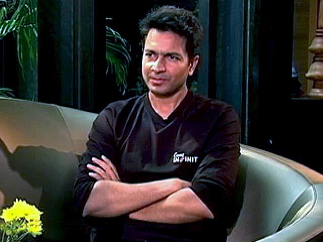 The Canvas With an Infinity View