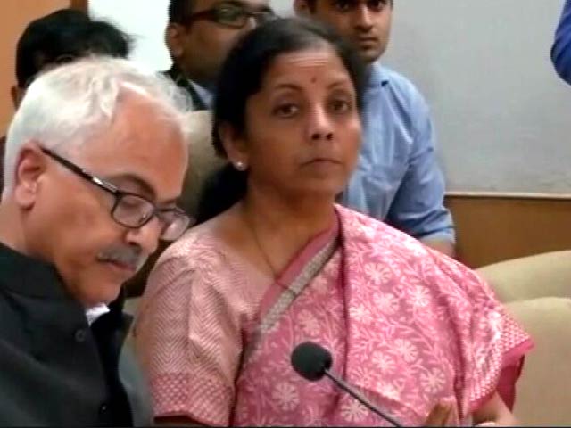 नई रक्षा मंत्री निर्मला सीतारमण के सामने कई चुनौतियां