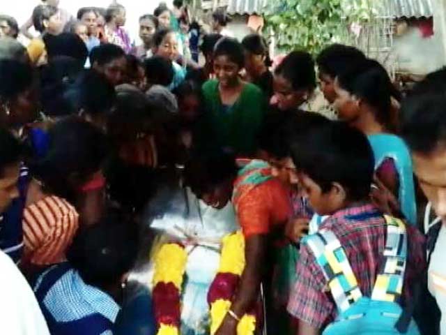 Family of Anitha, Who Killed Herself Over NEET, Sends Back 7-Lakh Cheque