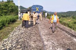7 Coaches Of Shaktipunj Express Derail In Uttar Pradesh 7 Coaches Of Shaktipunj Express Derail In Uttar Pradesh