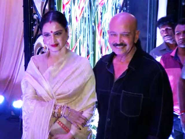 Hrithik, Rekha & Other Celebs At Rakesh Roshan's Birthday Bash