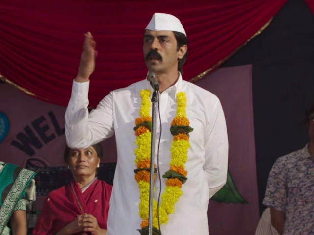 First Day First Show Reactions Of Arjun Rampal's <i>Daddy</i>