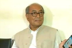 बड़ी ख़बर: रवीश कुमार पर फेक न्यूज़, किसकी चाल? बड़ी ख़बर: रवीश कुमार पर फेक न्यूज़, किसकी चाल?