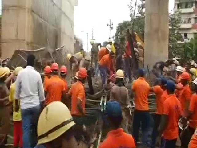 Under-Construction Flyover Collapses In Bhubaneswar's Bomikhal Area, 1 Dead, 20 Injured
