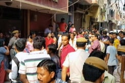 स्कूलों में बच्चों की सुरक्षा पर उठते सवाल... स्कूलों में बच्चों की सुरक्षा पर उठते सवाल...