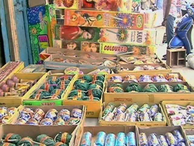Video : '50 Lakh Crackers Should Be Enough For Delhi, NCR,' Says Supreme Court