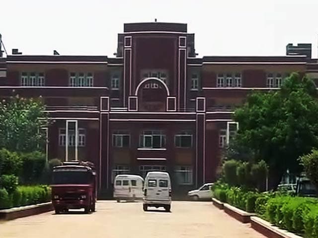 Videos : रयान मामला: पुलिस ने स्कूल के माली हरपाल से फिर की पूछताछ