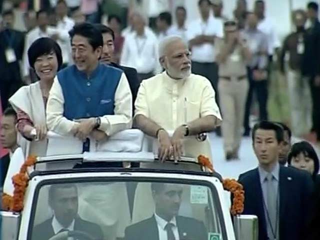 Video : PM Modi, Japan's Abe's One-Of-A-Kind Roadshow In Ahmedabad