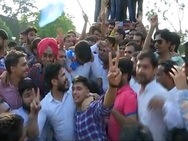 डूसू चुनाव: NSUI की जीत कांग्रेस में फूंकेगी जान?