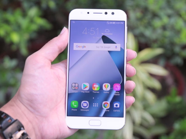 Asus ZenFone 4 Selfie Pro Unboxing and First Look