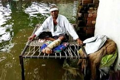 मध्य प्रदेश : नर्मदा घाटी के 25 घर डूबने के कगार पर मध्य प्रदेश : नर्मदा घाटी के 25 घर डूबने के कगार पर