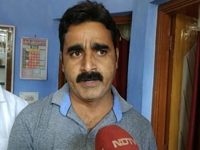 जम्मू कश्मीर : पाक फायरिंग में जवान बिजेंद्र बहादुर सिंह शहीद