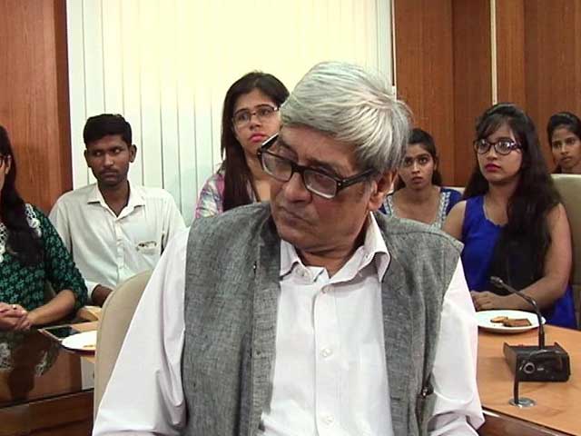Video : For 95% Commuters, Bullet Train Means Nothing: Bibek Debroy To NDTV