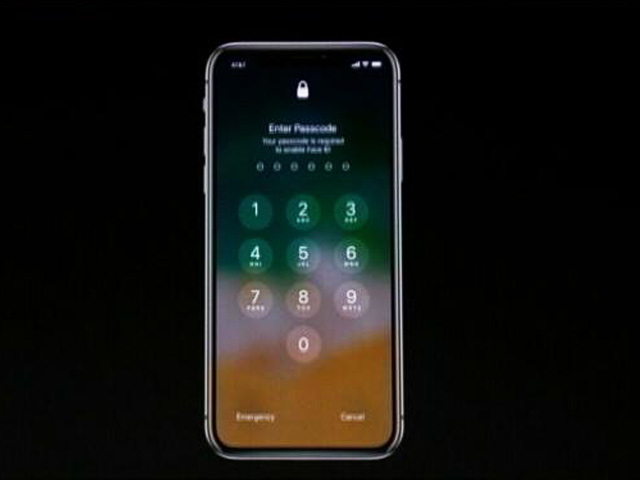 सेल गुरु: एप्पल ने इतिहास में पहली बार तीन फोन एक साथ लॉन्च किए