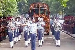 मार्शल अर्जन सिंह को अंतिम विदाई, राजधानी में आज आधा झुका रहेगा राष्ट्रीय ध्वज मार्शल अर्जन सिंह को अंतिम विदाई, राजधानी में आज आधा झुका रहेगा राष्ट्रीय ध्वज