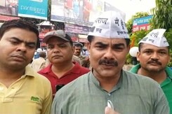 बनारस में बीजेपी नीतियों के खिलाफ विरोध प्रदर्शन, बड़े आंदोलन की चेतावनी बनारस में बीजेपी नीतियों के खिलाफ विरोध प्रदर्शन, बड़े आंदोलन की चेतावनी